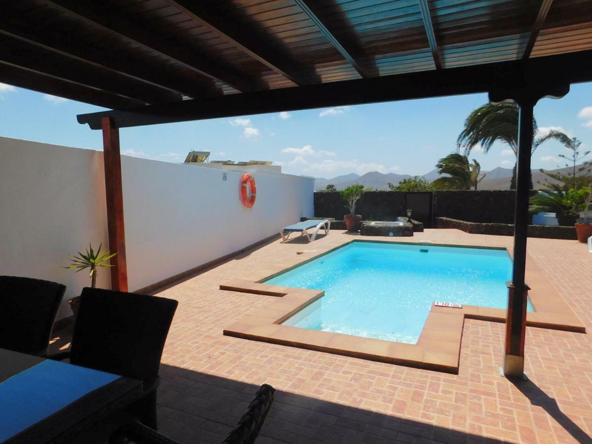 Villa Lucky - Heated Pool Mácher Exterior photo