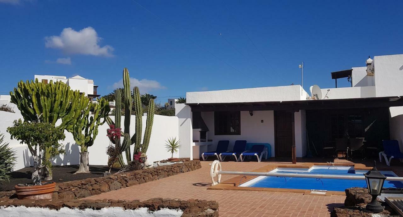 Villa Lucky - Heated Pool Mácher Exterior photo